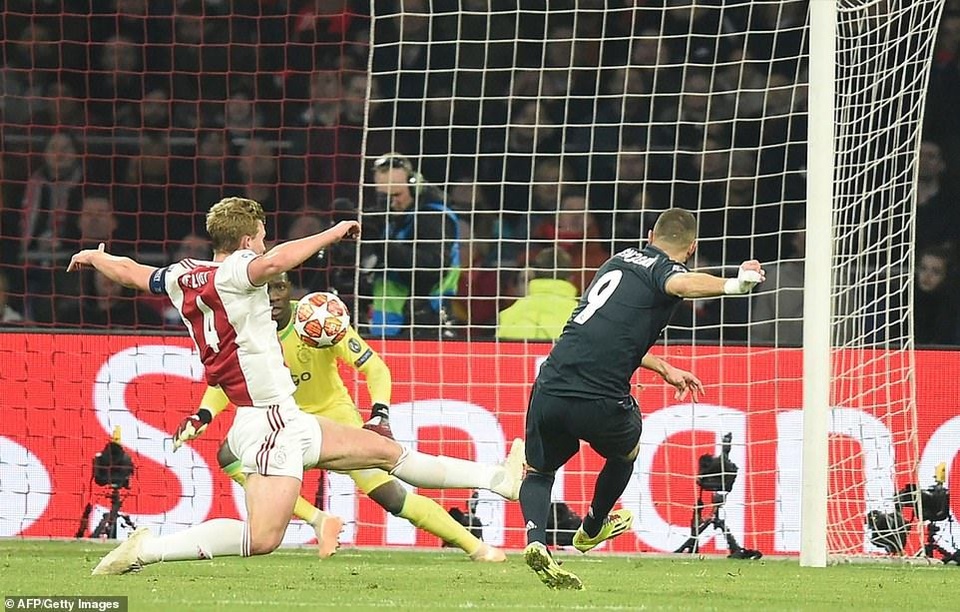 RealMadrid3.jpg RealMadrid3.jpg