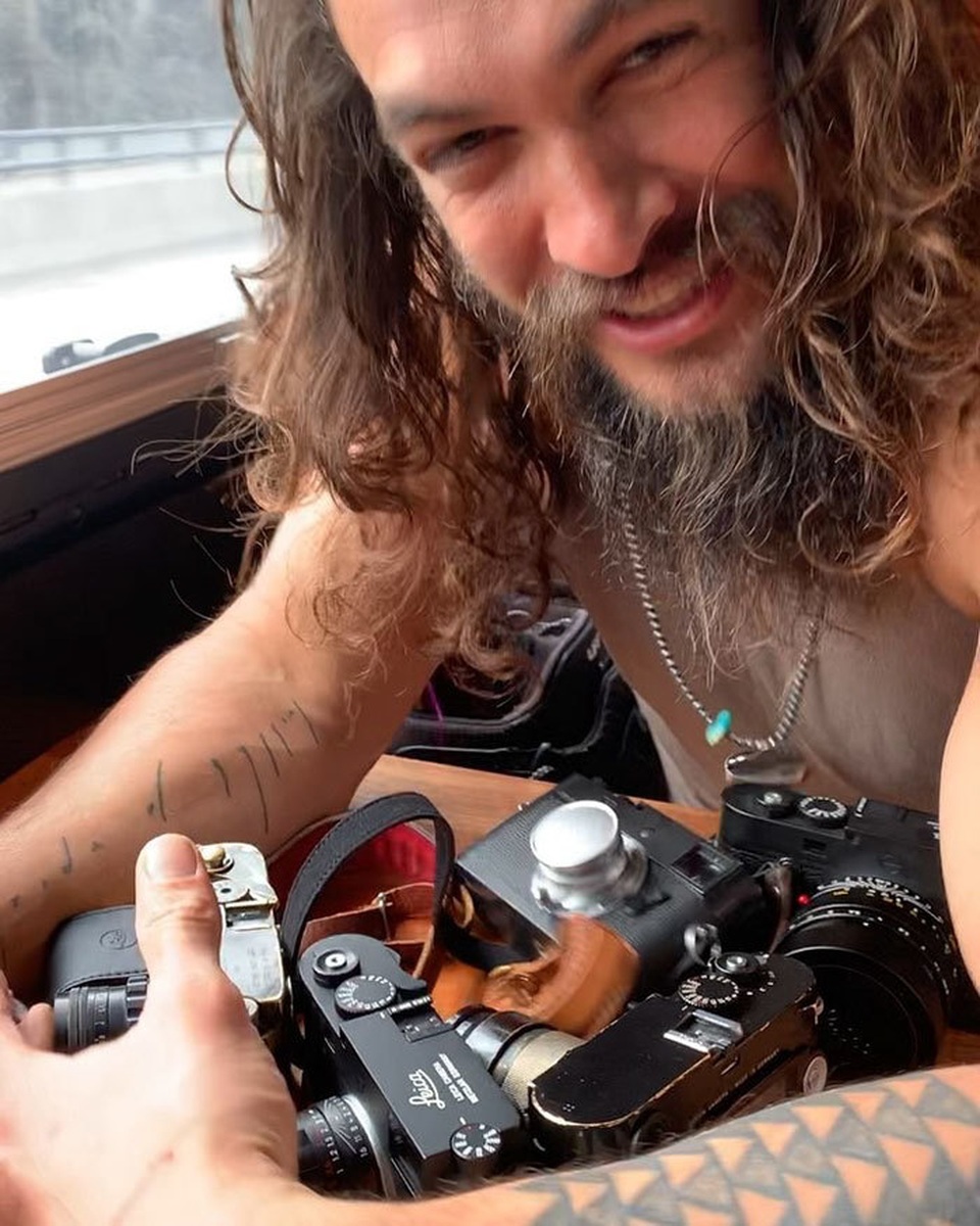 Aquaman actor shows off his Leica camera collection, making many photographers jealous - 1