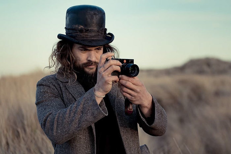 Aquaman actor shows off his Leica camera collection, making many photographers jealous - 2