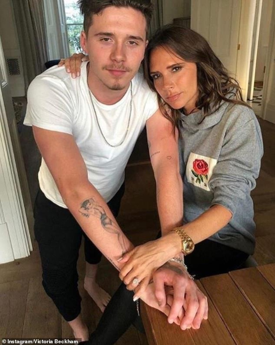 Brooklyn Beckham đón sinh nhật tuổi 20 bên bạn gái người mẫu - 17
