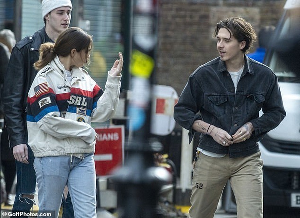 Brooklyn Beckham đón sinh nhật tuổi 20 bên bạn gái người mẫu - 12