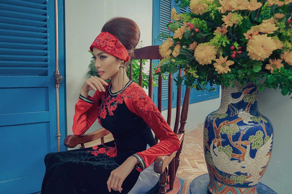 Lan Khuê tái xuất đằm thắm bên “mẹ chồng” Thanh Hằng sau tin đồn bầu bí - 5 Lan Khuê tái xuất đằm thắm bên “mẹ chồng” Thanh Hằng sau tin đồn bầu bí - 5