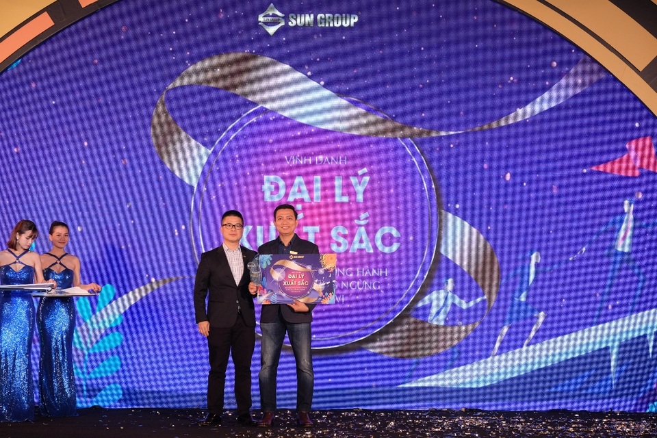 Nhà Đại Phát là đại lý phân phối bất động sản xuất sắc của Tập đoàn Sun Group - 1