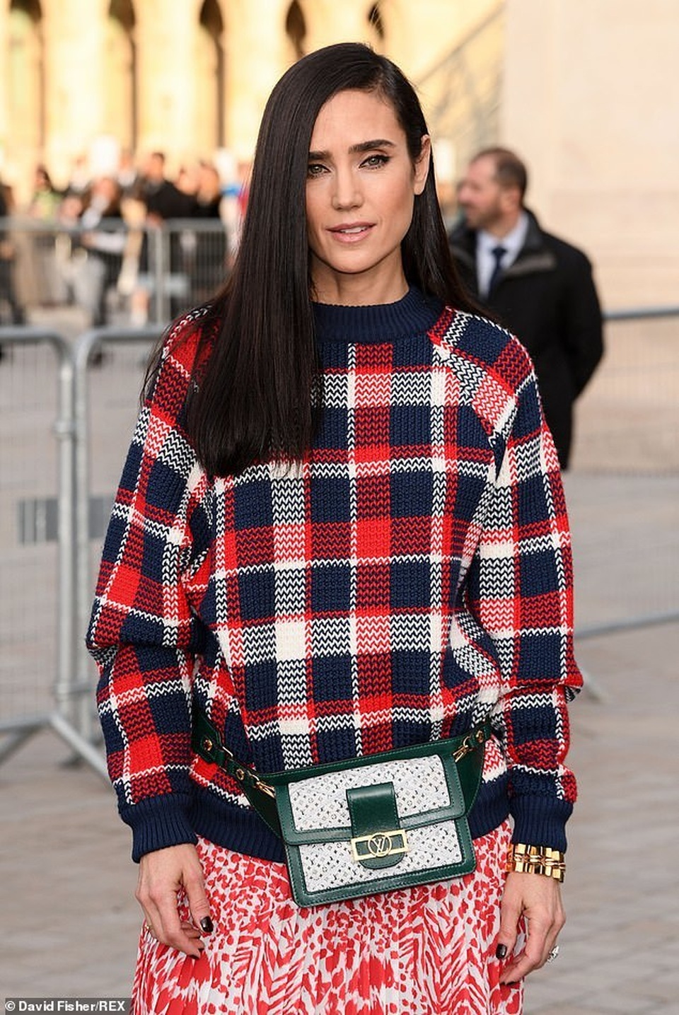 Jennifer Connelly: 49 tuổi vẫn trẻ trung đáng kinh ngạc - 2 Jennifer Connelly: 49 tuổi vẫn trẻ trung đáng kinh ngạc - 2