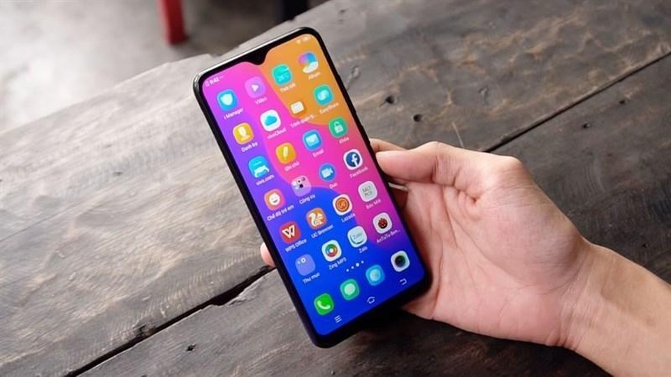 Vivo Y91C - Quà 8/3 sành điệu giá dưới 3 triệu đồng - 1 Vivo Y91C - Quà 8/3 sành điệu giá dưới 3 triệu đồng - 1