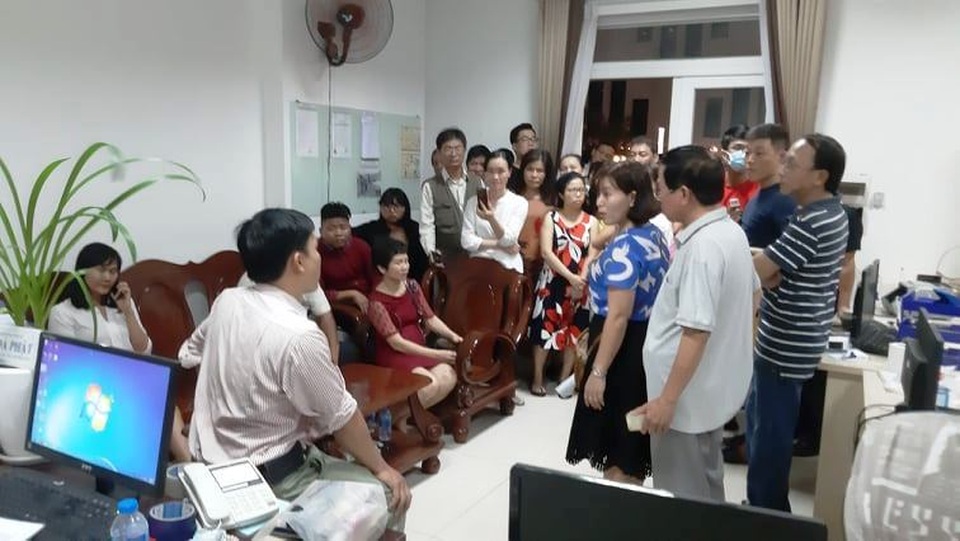 ban quan tri chung cu 1.jpg ban quan tri chung cu 1.jpg