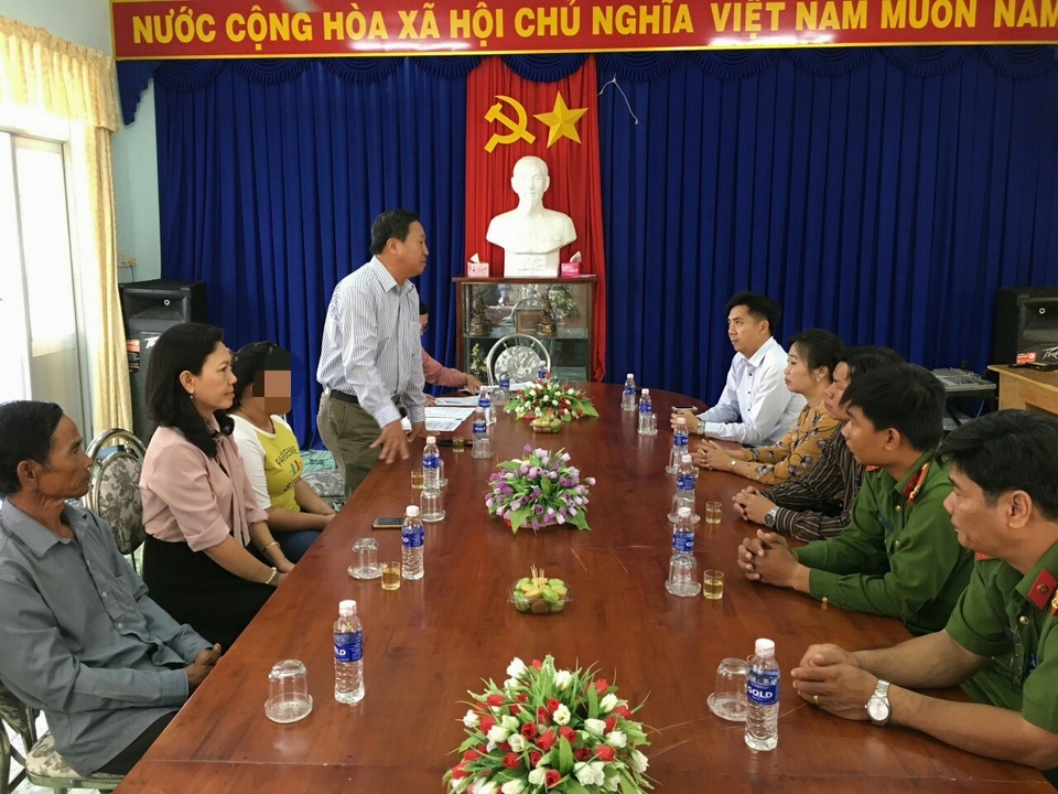 Hồi hương thiếu nữ nghi bị bán vào quán massage ở Campuchia - 2 Hồi hương thiếu nữ nghi bị bán vào quán massage ở Campuchia - 2