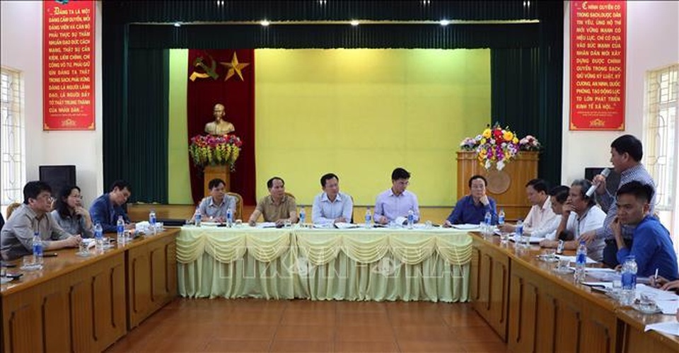 Hai doanh nghiệp tranh chấp, hàng trăm công nhân xô xát tại khai trường than - 3 Hai doanh nghiệp tranh chấp, hàng trăm công nhân xô xát tại khai trường than - 3