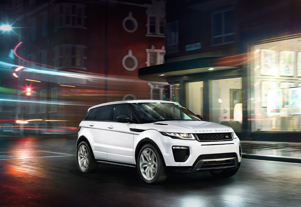 Land Rover Việt Nam ưu đãi lớn nhân dịp Quốc tế Phụ nữ 8/3 - 1 Land Rover Việt Nam ưu đãi lớn nhân dịp Quốc tế Phụ nữ 8/3 - 1