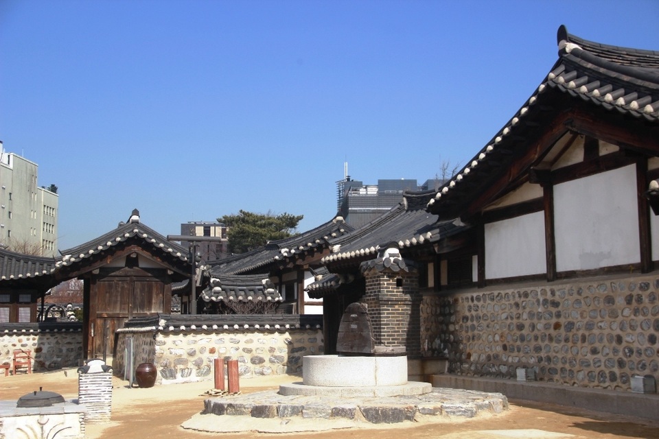 Vẻ đẹp bí ẩn của làng cổ Hanok Namsan Hàn Quốc - 8