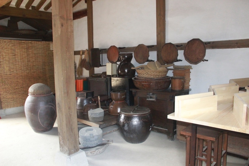 Vẻ đẹp bí ẩn của làng cổ Hanok Namsan Hàn Quốc - 13