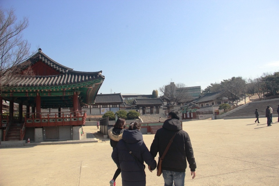 Vẻ đẹp bí ẩn của làng cổ Hanok Namsan Hàn Quốc - 2