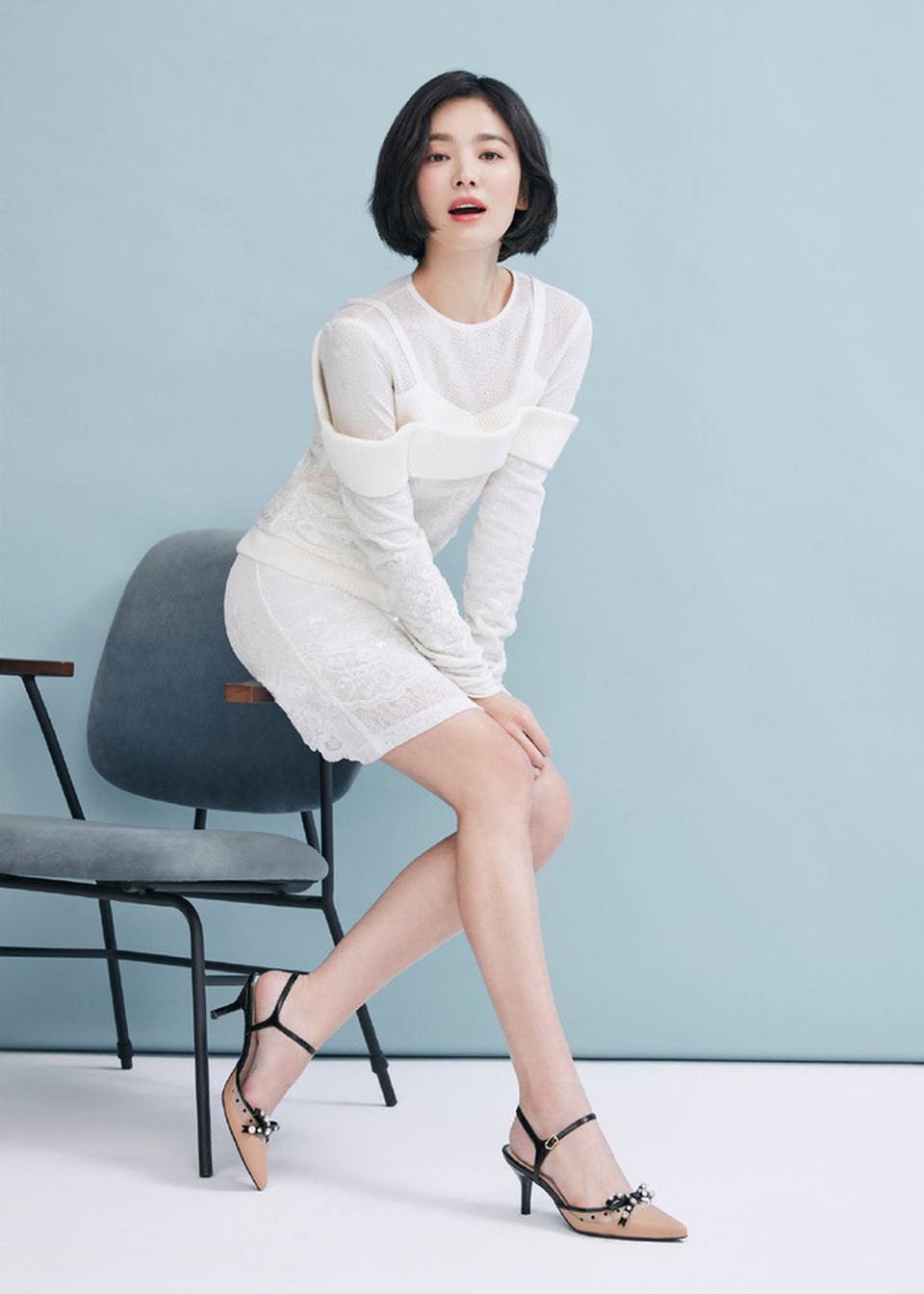 Phớt lờ tin đồn ly hôn, Song Hye Kyo “đốn tim” cư dân mạng với loạt ảnh đẹp lung linh - 6 Phớt lờ tin đồn ly hôn, Song Hye Kyo “đốn tim” cư dân mạng với loạt ảnh đẹp lung linh - 6