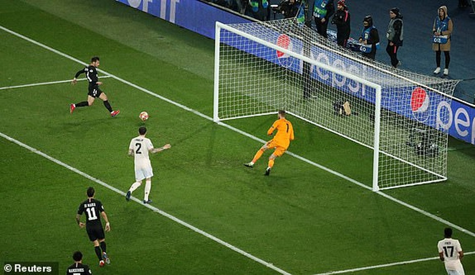 PSG 1-3 Man Utd: Chiến thắng đi vào lịch sử - 8 PSG 1-3 Man Utd: Chiến thắng đi vào lịch sử - 8