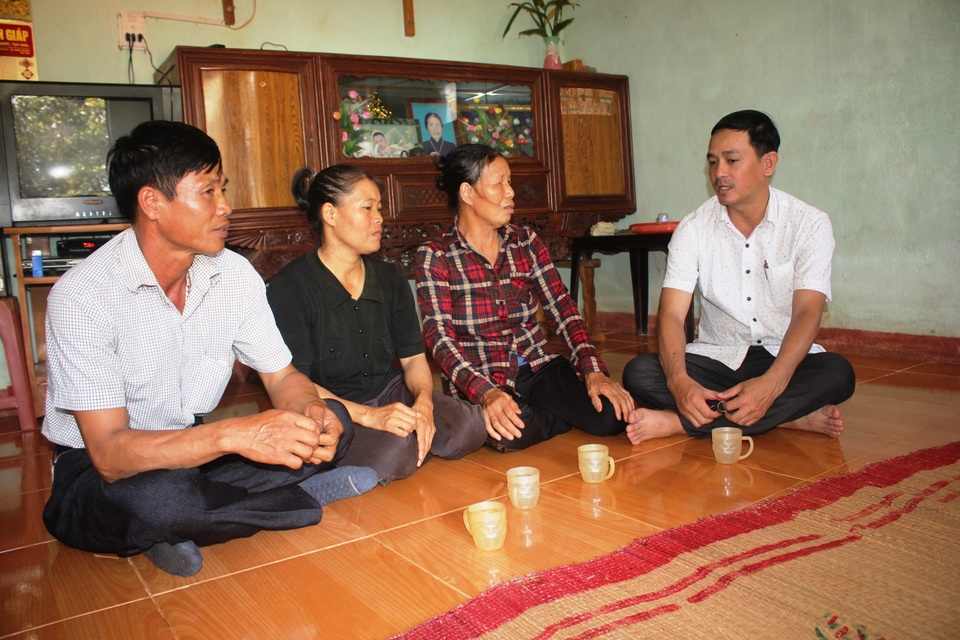 Những phận người trên “xóm không chồng” - 3 Những phận người trên “xóm không chồng” - 3