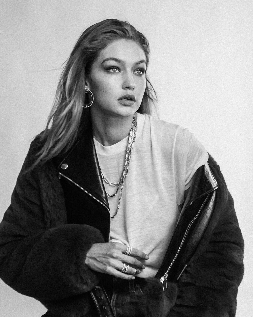 Gigi Hadid ngày càng xinh đẹp và mạnh mẽ - 5 Gigi Hadid ngày càng xinh đẹp và mạnh mẽ - 5