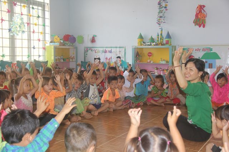 Đắk Nông cắt giảm, tinh giản gần 1.200 biên chế - 1 Đắk Nông cắt giảm, tinh giản gần 1.200 biên chế - 1