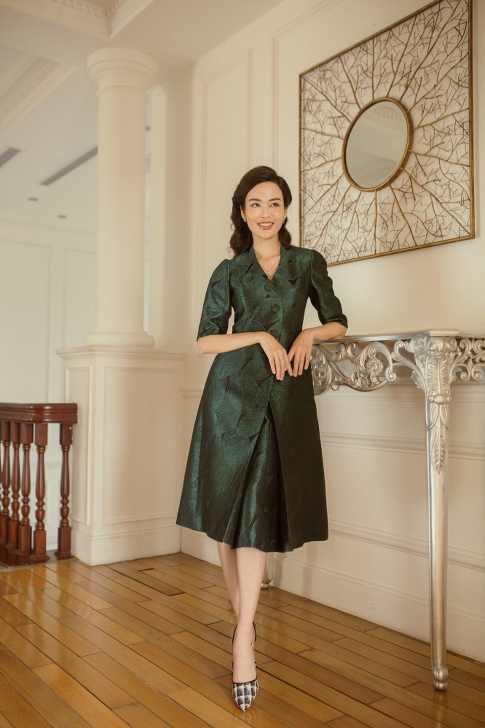 Hoa hau Thu Thuy 6.jpg Hoa hau Thu Thuy 6.jpg