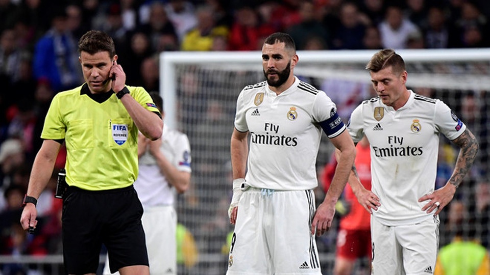 karimbenzematonikroosrefereerealmadridajaxchampionsleague050319_xy04q49rzf4t122798o6ily33.jpg karimbenzematonikroosrefereerealmadridajaxchampionsleague050319_xy04q49rzf4t122798o6ily33.jpg
