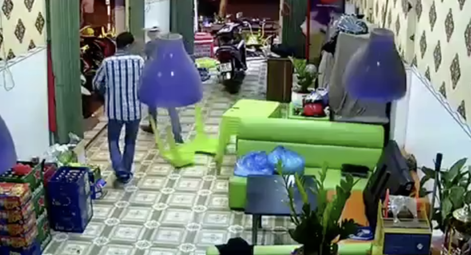 5 đối tượng bị khởi tố khi truy sát nhân viên quán cà phê.