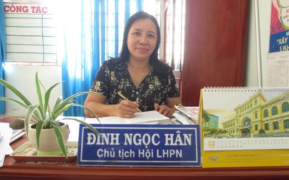 Chị Hân đang trao đổi với PV Chị Hân đang trao đổi với PV