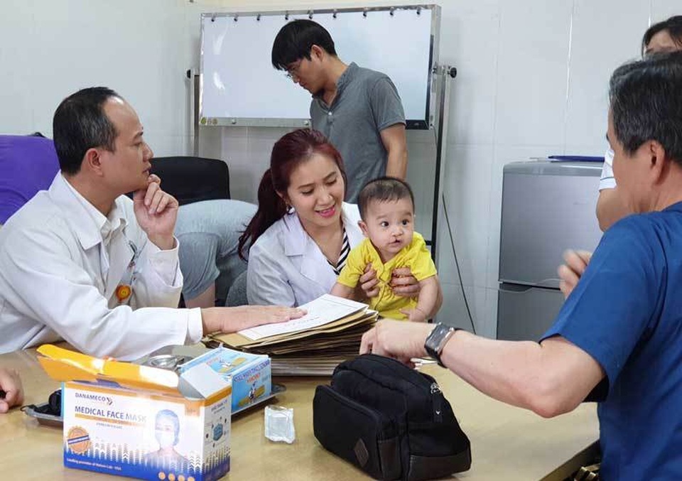 BS-Hong-Nhung-2.jpg BS-Hong-Nhung-2.jpg