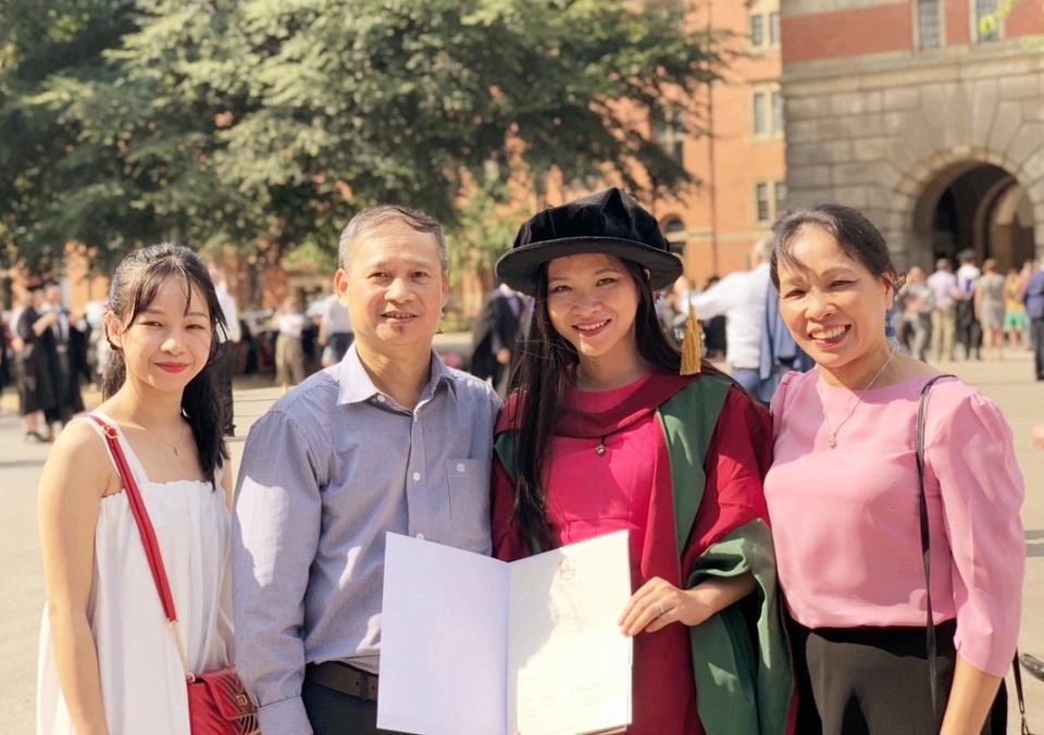 Người phụ nữ Tày làm giám đốc khóa cao học trẻ tuổi nhất tại ĐH xứ sở sương mù - 4 Người phụ nữ Tày làm giám đốc khóa cao học trẻ tuổi nhất tại ĐH xứ sở sương mù - 4