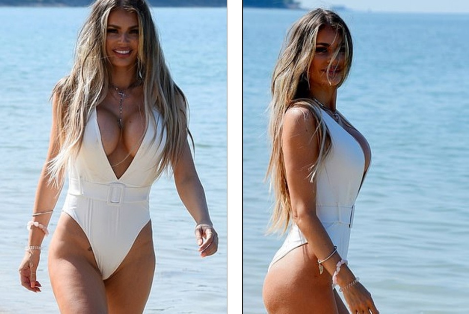 Người đẹp dao kéo Chloe Sims khoe khéo ngực đầy - 4 Người đẹp dao kéo Chloe Sims khoe khéo ngực đầy - 4
