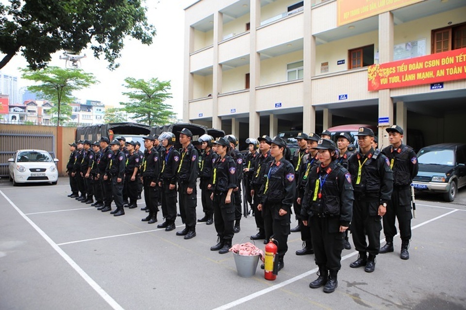 Những bông hồng thép của Cảnh sát đặc nhiệm Hà Nội - 1 Những bông hồng thép của Cảnh sát đặc nhiệm Hà Nội - 1