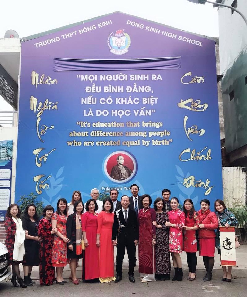 Trường THPT Đông Kinh: Đặt mình làm cha mẹ học sinh để giảng dạy hết lòng - 4 Trường THPT Đông Kinh: Đặt mình làm cha mẹ học sinh để giảng dạy hết lòng - 4