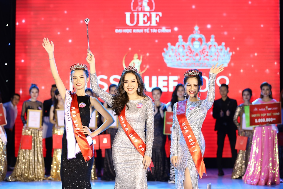 Ngắm nhan sắc nữ sinh vừa đăng quang hoa khôi ĐH Kinh tế tài chính 2019 - 1 Ngắm nhan sắc nữ sinh vừa đăng quang hoa khôi ĐH Kinh tế tài chính 2019 - 1