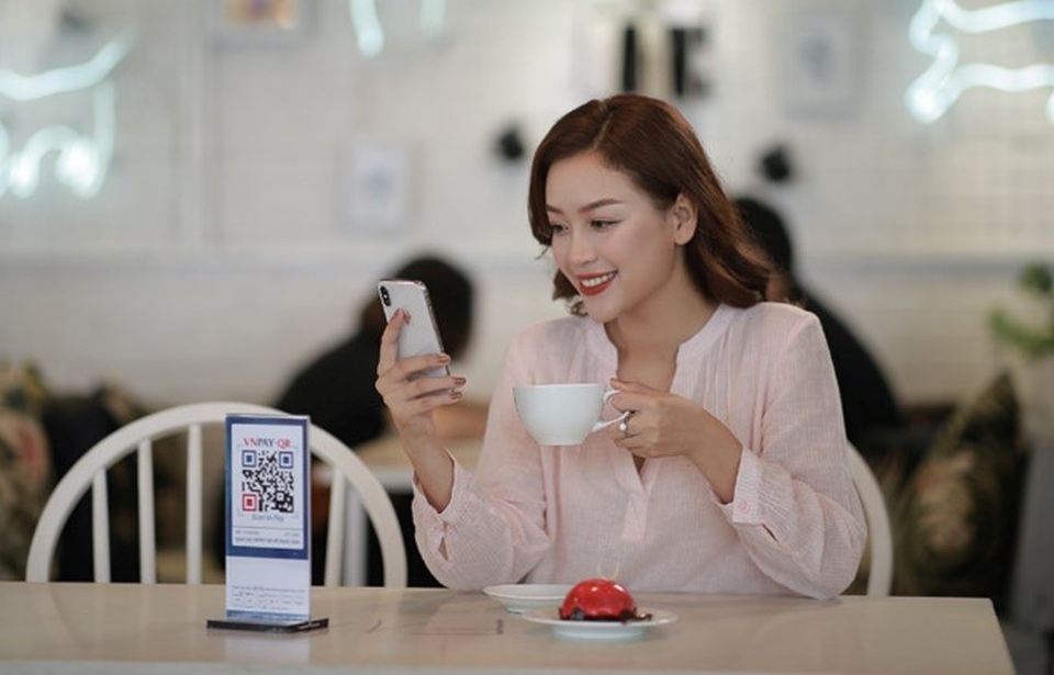 Vietcombank đẩy mạnh thanh toán qua mã QR - 2 Vietcombank đẩy mạnh thanh toán qua mã QR - 2