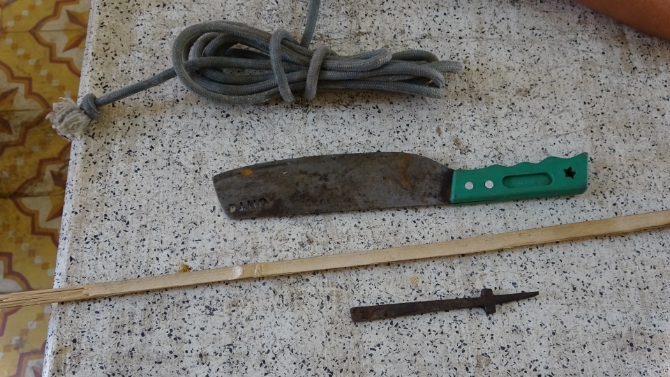 Các dụng cụ Xuân dùng tra tấn vợ cũ