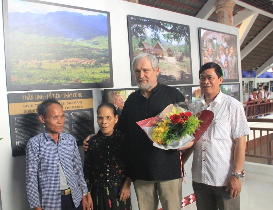 trien lam Van Kieu 1.JPG trien lam Van Kieu 1.JPG