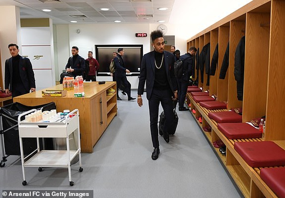 Arsenal 2-0 Man Utd: Trả giá vì những sai lầm - 15 Arsenal 2-0 Man Utd: Trả giá vì những sai lầm - 15