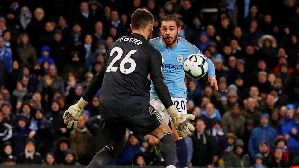 Man City 3-1 Watford: Sterling lập hat-trick chỉ trong 13 phút - 2 Man City 3-1 Watford: Sterling lập hat-trick chỉ trong 13 phút - 2