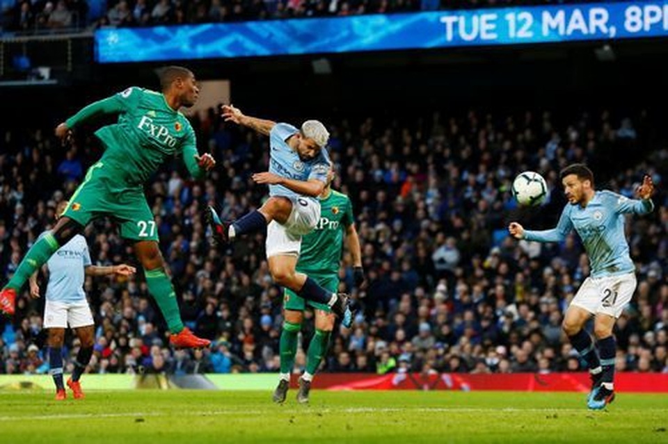 Man City 3-1 Watford: Sterling lập hat-trick chỉ trong 13 phút - 6 Man City 3-1 Watford: Sterling lập hat-trick chỉ trong 13 phút - 6