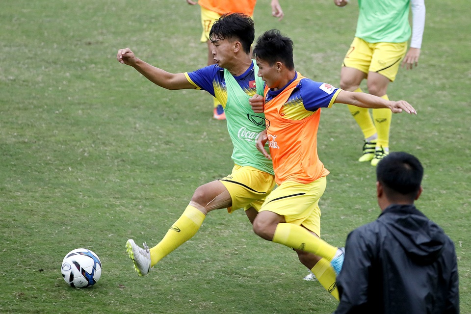 U23VN1_10-3-19.jpg U23VN1_10-3-19.jpg