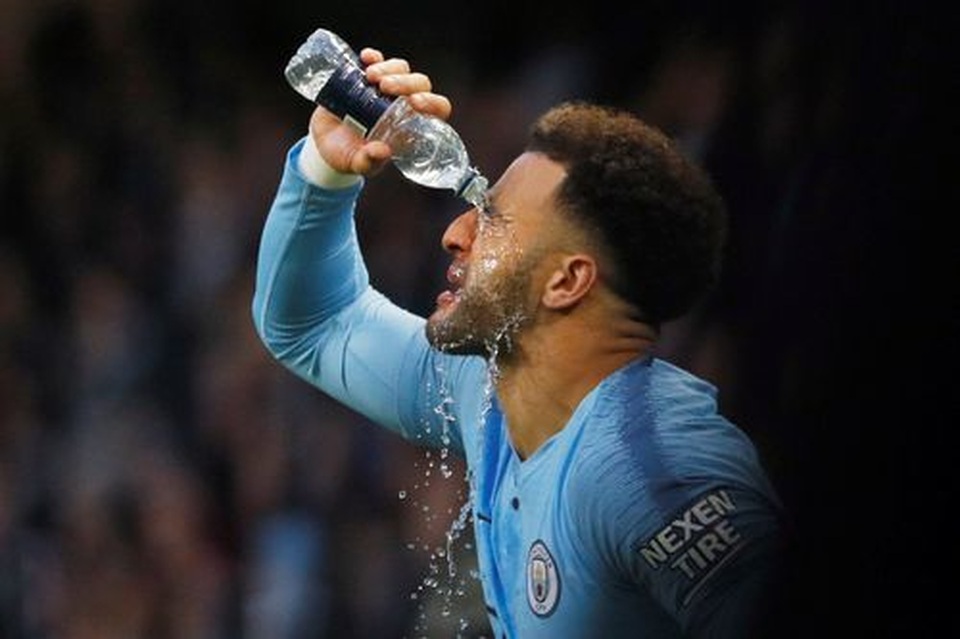 Man City 3-1 Watford: Sterling lập hat-trick chỉ trong 13 phút - 9 Man City 3-1 Watford: Sterling lập hat-trick chỉ trong 13 phút - 9