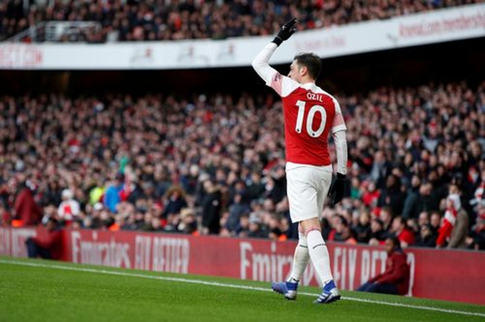 Arsenal 2-0 Man Utd: Trả giá vì những sai lầm - 5 Arsenal 2-0 Man Utd: Trả giá vì những sai lầm - 5