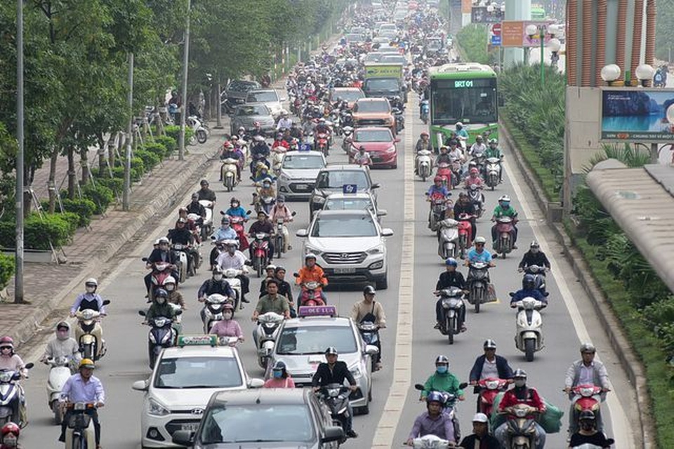 Hà Nội sẽ cấm xe máy trên đường Lê Văn Lương hoặc Nguyễn Trãi? - 1 Hà Nội sẽ cấm xe máy trên đường Lê Văn Lương hoặc Nguyễn Trãi? - 1