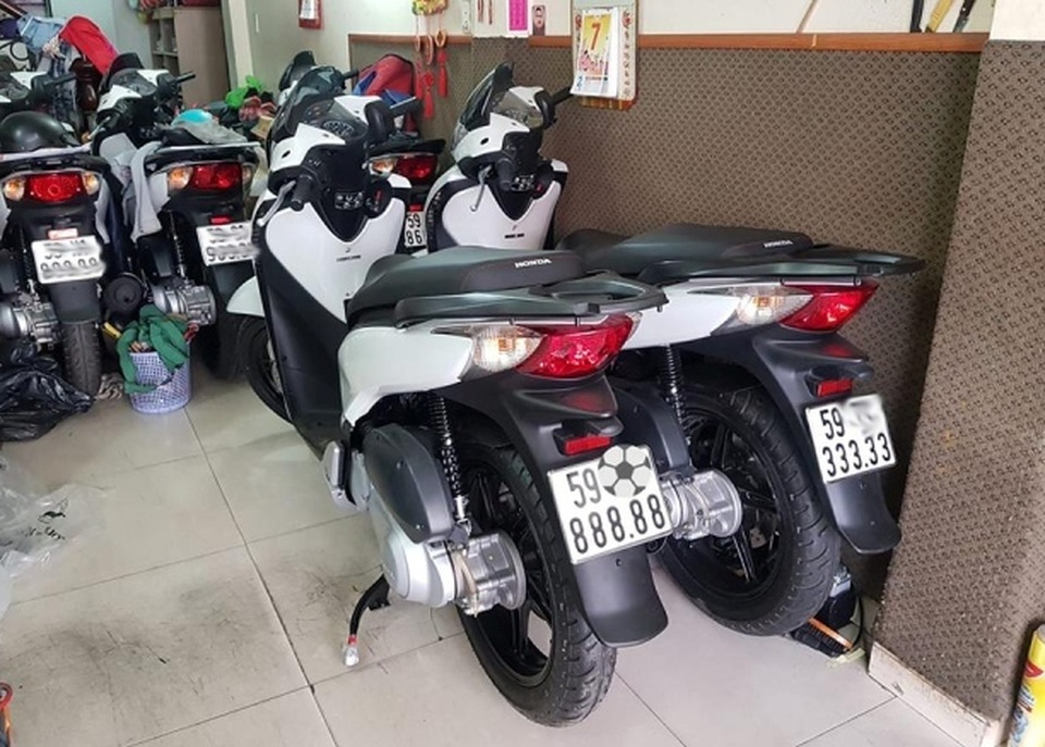 Chủ nhân tiết lộ lý do Honda SH bán giá 1,9 tỷ đồng - 1 Chủ nhân tiết lộ lý do Honda SH bán giá 1,9 tỷ đồng - 1