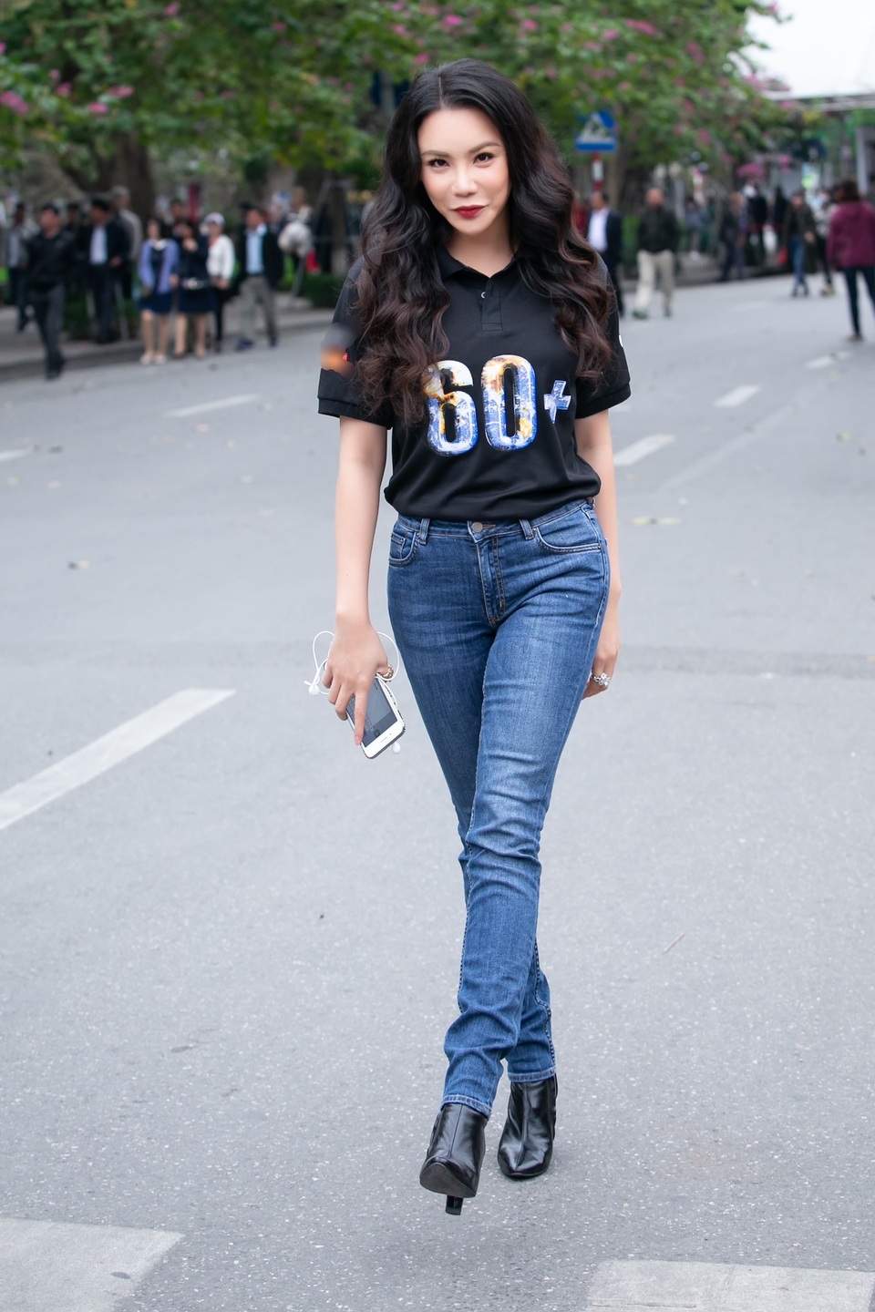 Ho Quynh Huong 11.jpg