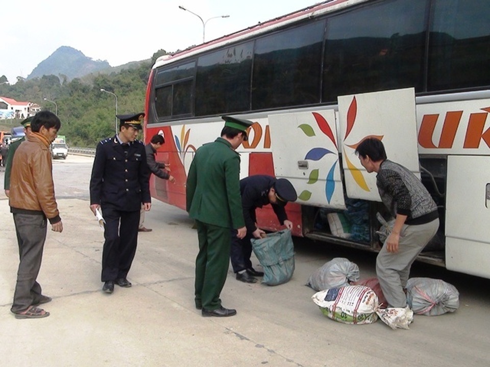 Chống dịch tả lợn châu Phi: Từ chốt chặn ở cửa khẩu đến ngoại bất nhập các chuồng trại - 2 Chống dịch tả lợn châu Phi: Từ chốt chặn ở cửa khẩu đến ngoại bất nhập các chuồng trại - 2