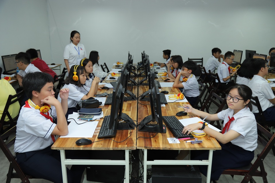 phong thi ao.JPG phong thi ao.JPG