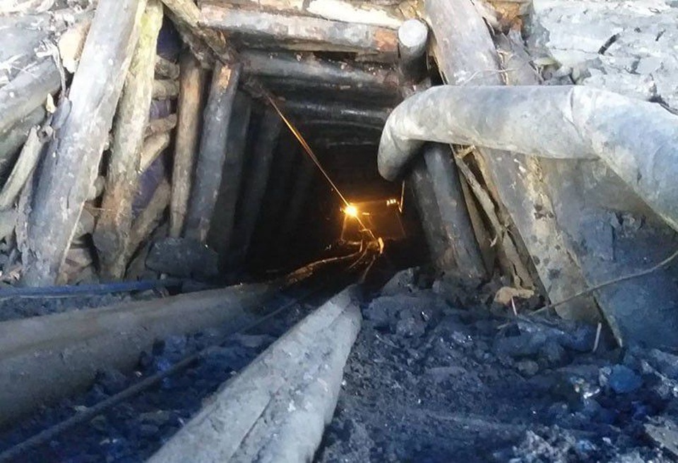 Chủ tịch tỉnh “sốt ruột” trước vấn nạn khai thác tài nguyên trái phép chưa được chặn đứng - 2 Chủ tịch tỉnh “sốt ruột” trước vấn nạn khai thác tài nguyên trái phép chưa được chặn đứng - 2