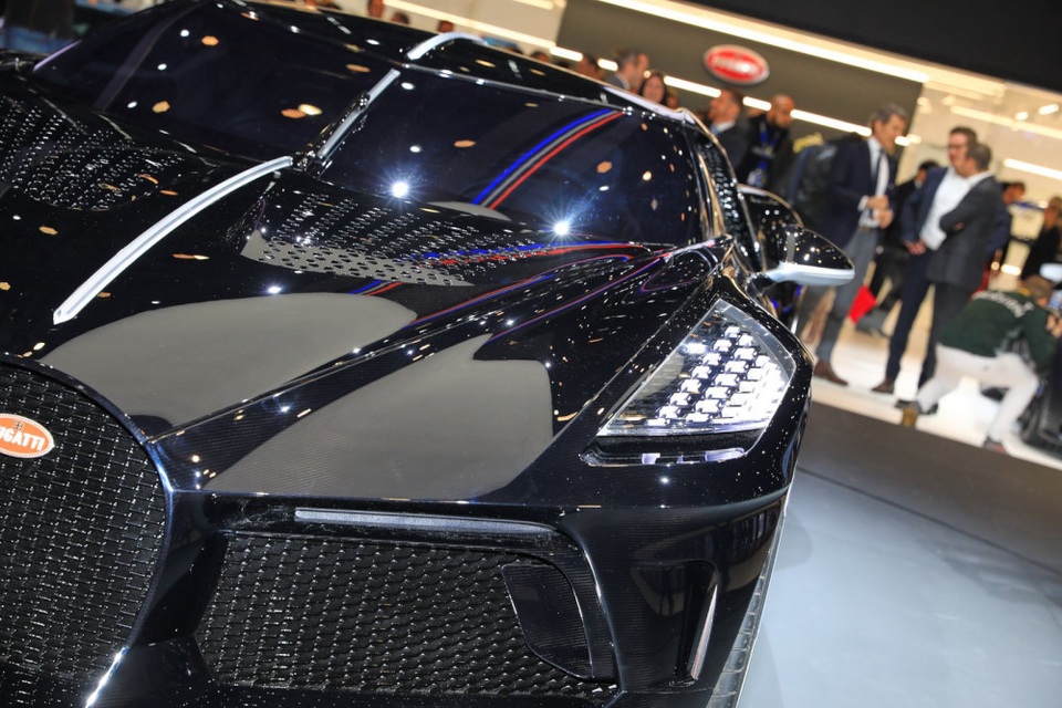 Bugatti La Voiture Noire - Chỉ một và duy nhất, giá kỷ lục gần 19 triệu USD - 5 Bugatti La Voiture Noire - Chỉ một và duy nhất, giá kỷ lục gần 19 triệu USD - 5