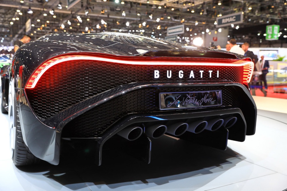 Bugatti La Voiture Noire - Chỉ một và duy nhất, giá kỷ lục gần 19 triệu USD - 8 Bugatti La Voiture Noire - Chỉ một và duy nhất, giá kỷ lục gần 19 triệu USD - 8