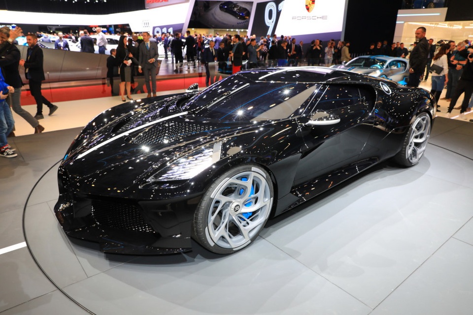 Bugatti La Voiture Noire - Chỉ một và duy nhất, giá kỷ lục gần 19 triệu USD - 1 Bugatti La Voiture Noire - Chỉ một và duy nhất, giá kỷ lục gần 19 triệu USD - 1