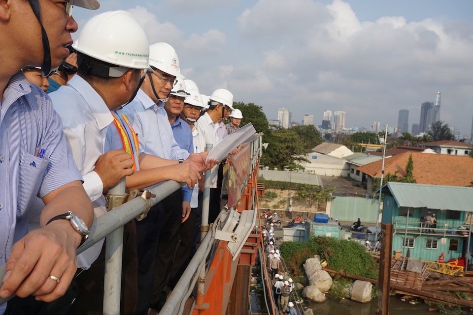 Bí thư Nhân thị sát công trình chống ngập 10.000 tỷ đồng - 5 Bí thư Nhân thị sát công trình chống ngập 10.000 tỷ đồng - 5